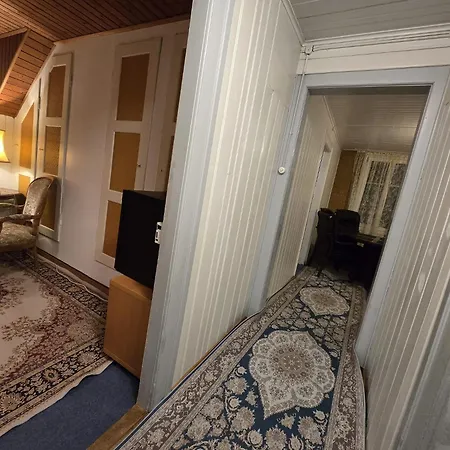 De Maitre In Villa