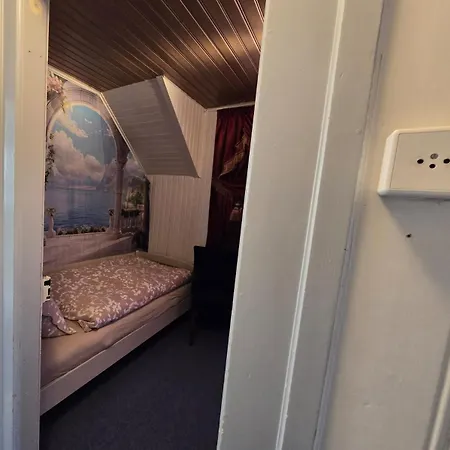 De Maitre In فيلة